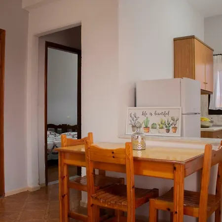 Ayerina Holiday home